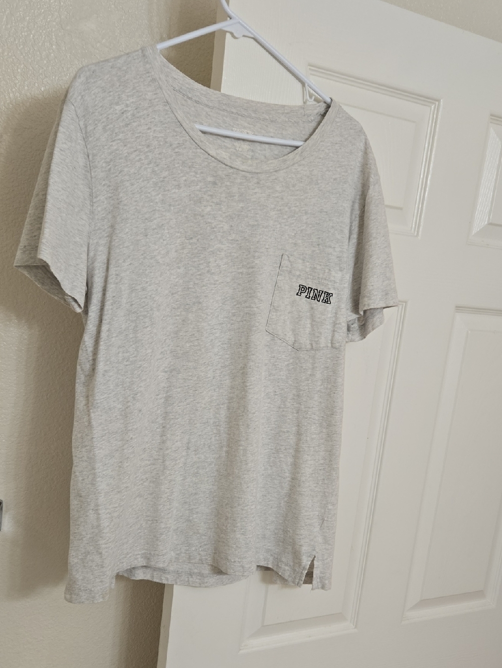 PINK Victoria's Secret Light Gray Short Sleeve Campus Pocket Tee Shirt Size L
